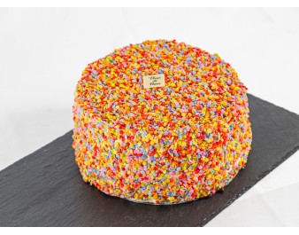 Le Gâteau Pinata cake
