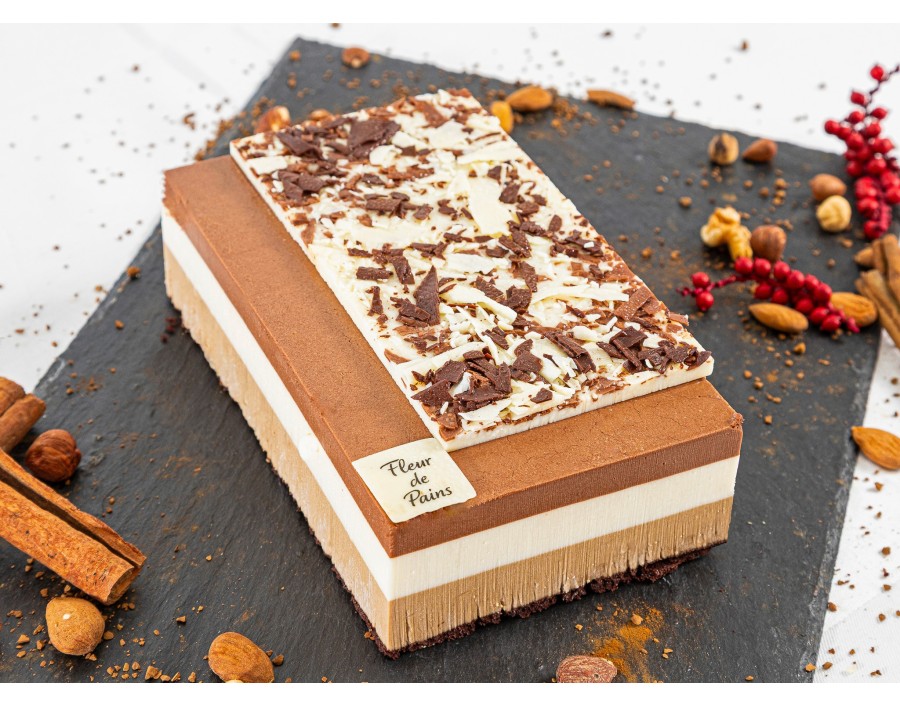 Le Gâteau entremet 3 chocolats - Dès 4-6 personnes Le Gâteau entremet 3 chocolats - Dès 4-6 personnes