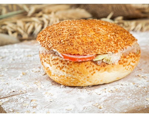 Bagnat au thon sur pain au sésame | Fleur de Pains