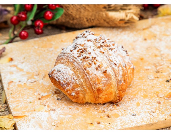 Croissant aux amandes pur beurre | Fleur de Pains